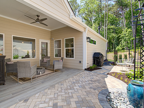 Courtyard living in your Windsong home>